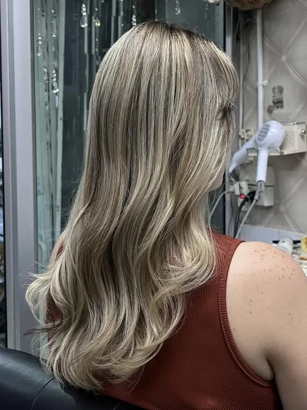 Airtouch Balayage at Oilly Hair Salon Bangkok