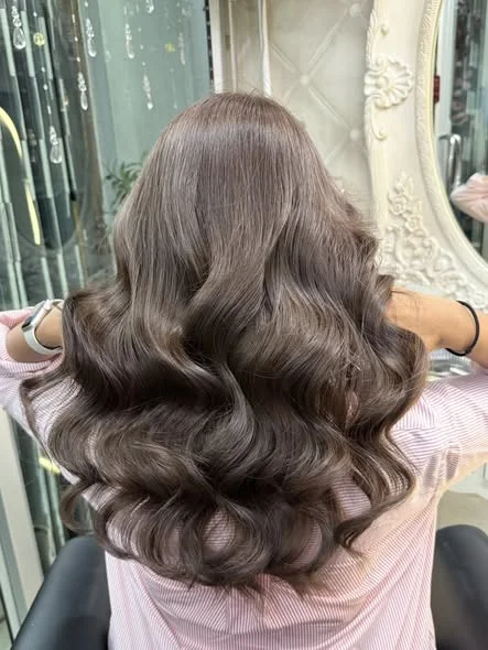 Ash Brown Transformation at Oilly Hair Salon Bangkok