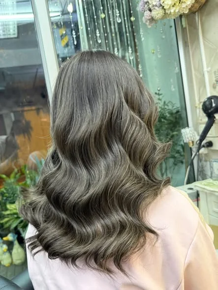 Baby Lights for Blended Dimension | Oilly Hair Salon Bangkok