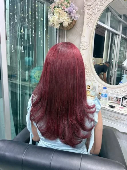Cherry Red Hair Color at Oilly Hair Salon Bangkok