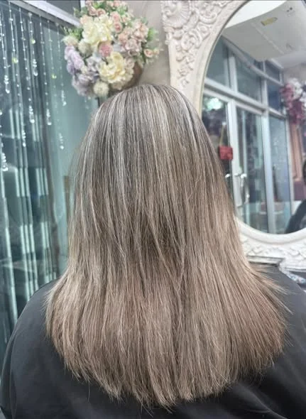 Grey Blending at Oilly Hair Salon Bangkok