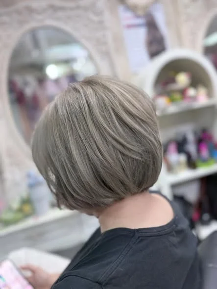 Seamless Grey Blending at Oilly Hair Salon Bangkok
