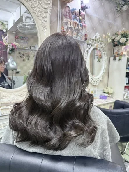 Light Ash Brown Transformation at Oilly Hair Salon Bangkok