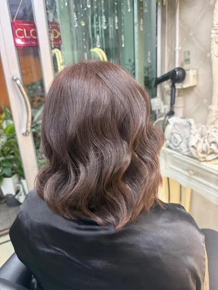 Luminous Brown Transformation at Oilly Hair Salon Bangkok
