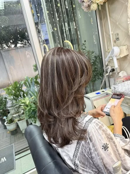 Modern Grey Blending at Oilly Hair Salon Bangkok