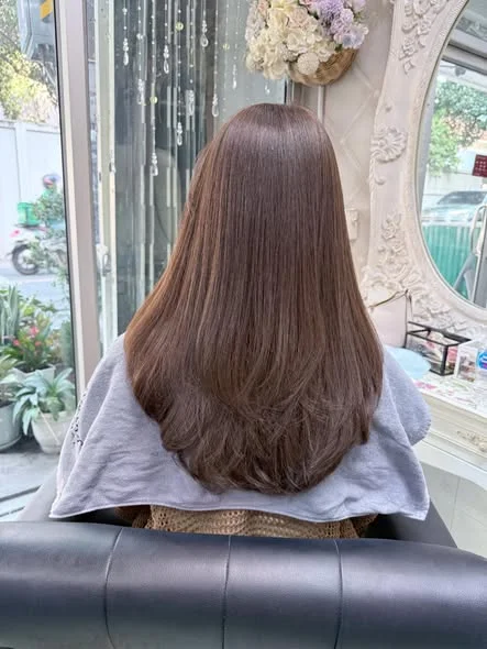 Subtle Hair Color and Keratin at Oilly Hair Salon Bangkok
