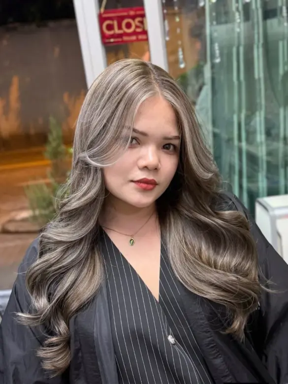 Highlights service photo at Oilly Hair Salon Bangkok