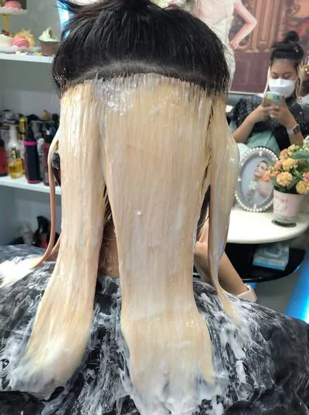 Hidden Inner Hair Color at Oilly Hair Salon Bangkok