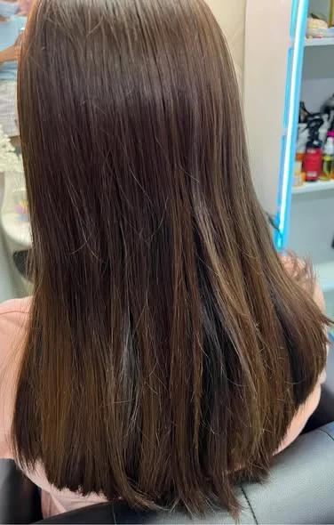 Light Beige Blonde Hair Color at Oilly Hair Salon Bangkok