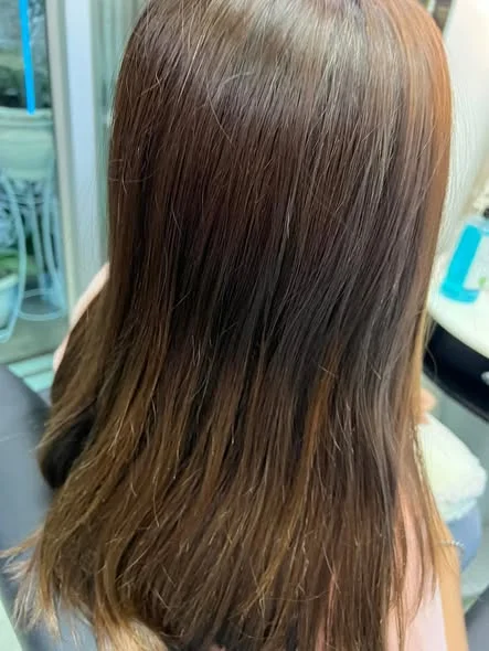 Light Beige Blonde Hair Color at Oilly Hair Salon Bangkok