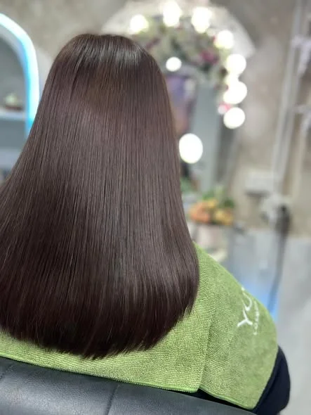 Organic Ash Hair Color at Oilly Hair Salon Bangkok