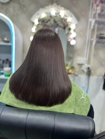 Organic Ash Hair Color at Oilly Hair Salon Bangkok