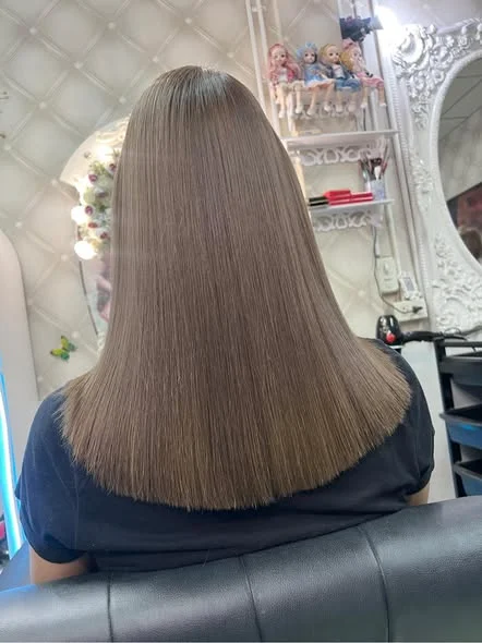 Straightening, Color & Keratin at Oilly Hair Salon Bangkok