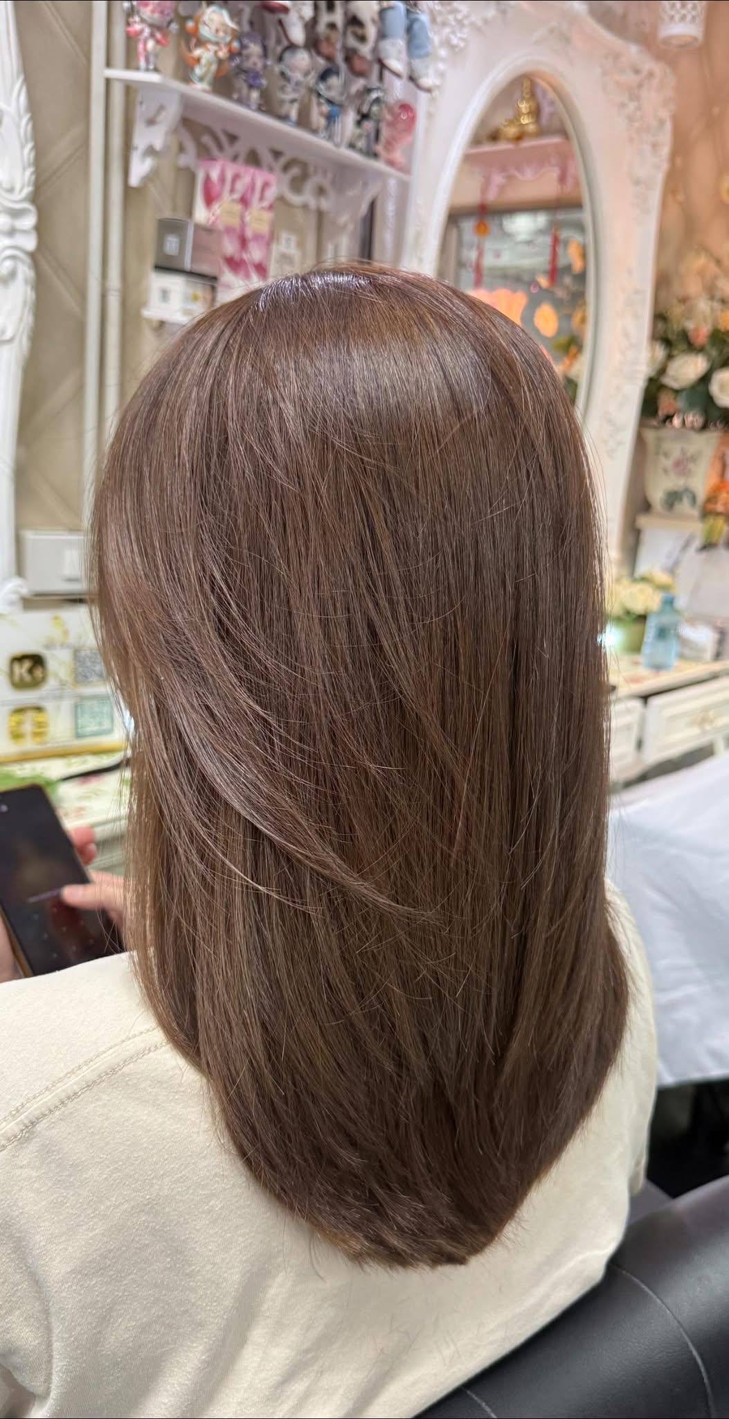 Black Hair Color Removal in Bangkok: From Box-Dyed Black to Soft Brown