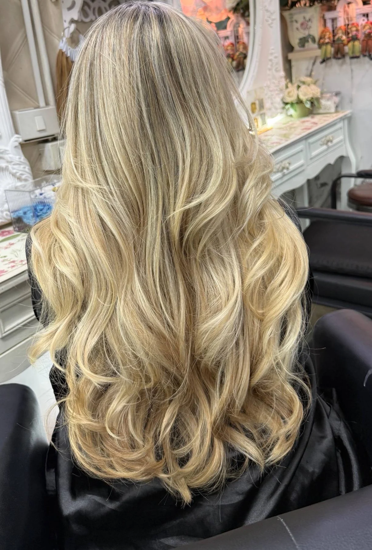 Baby Highlights: Foil vs Foam and Root Shadow at Oilly Hair Salon Bangkok
