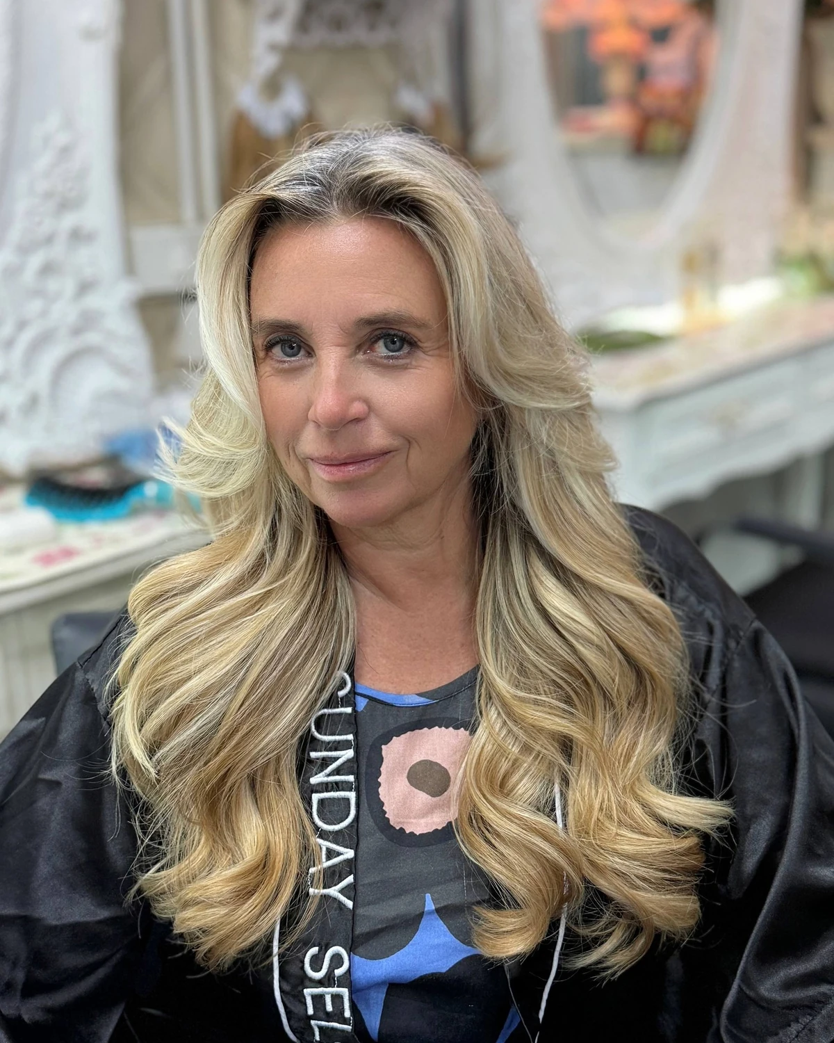 Front result of off-root Baby Highlights blending blonde and natural grey hair at Oilly Hair Salon Bangkok