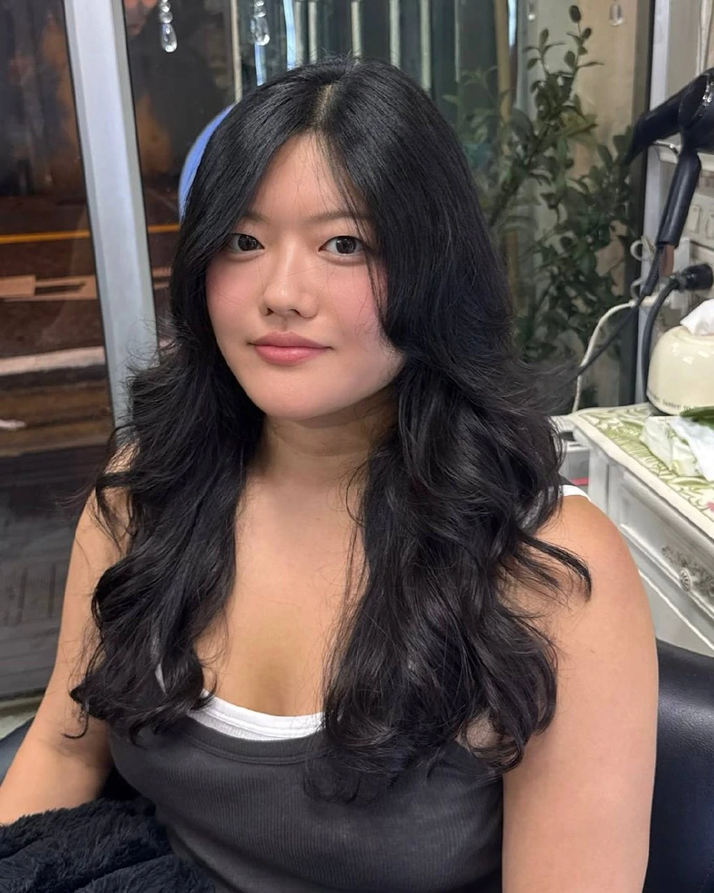 曼谷Oilly Hair Salon韩式S卷数码烫脸周造型正面效果