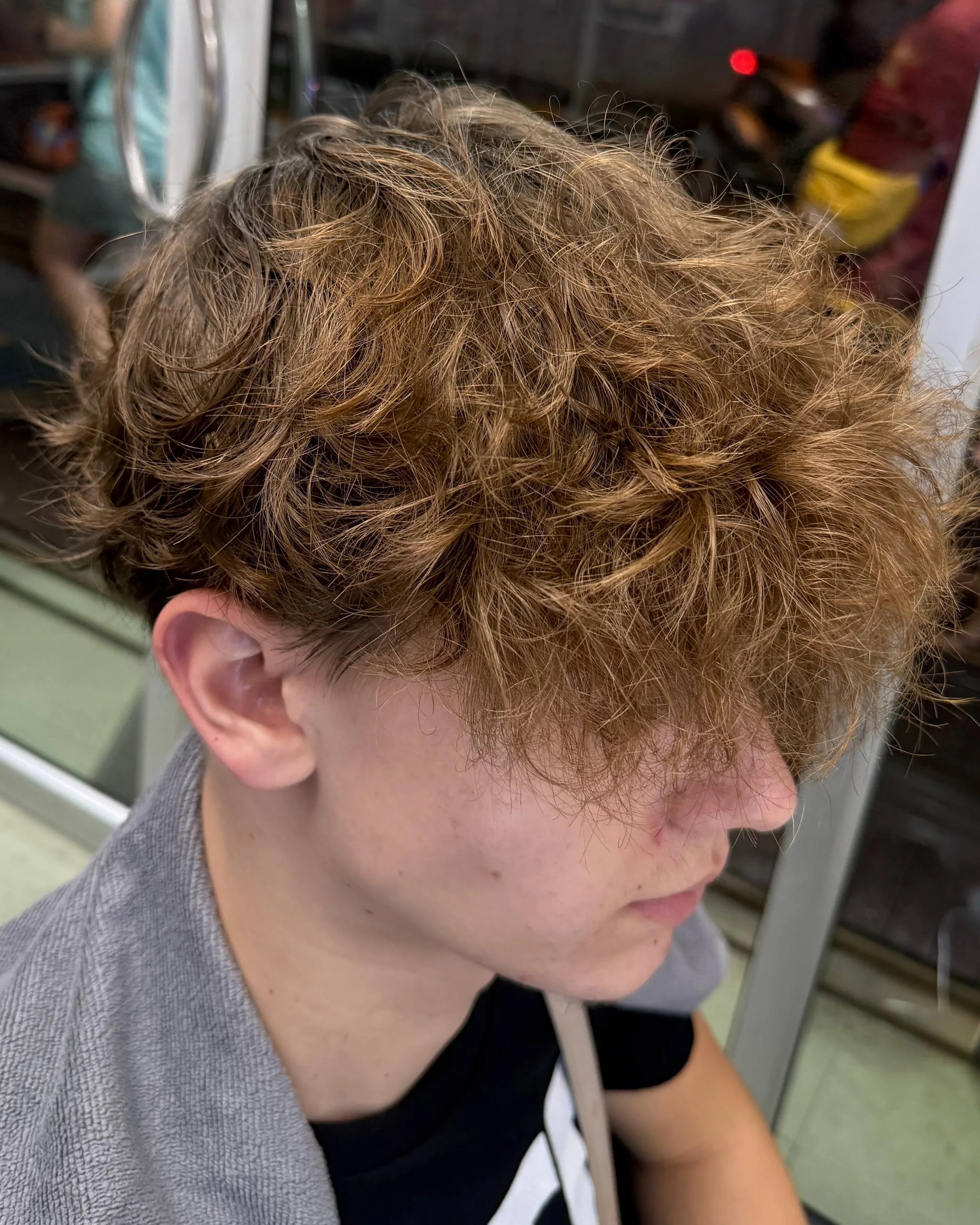 Oilly Hair Salon Bangkokのメンズ韓国風コールドパーマ施術前