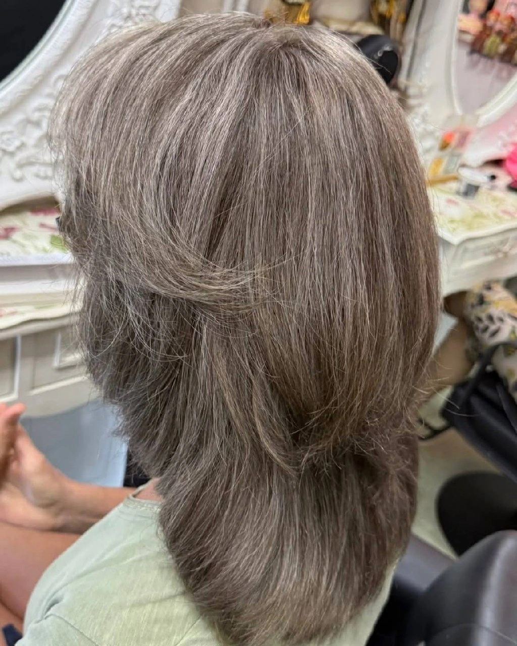 Baby Highlights ทั่วศีรษะ เพื่อเบลนด์ผมขาวธรรมชาติมากกว่า 70% ในกรุงเทพฯ